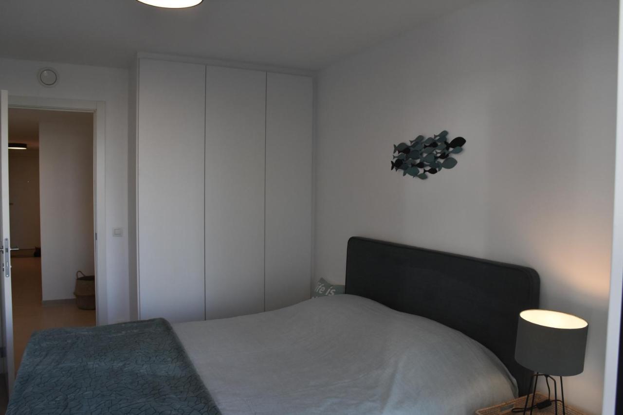 Lichtrijk 2-Slaapkamerappartement Met Zeezicht En Gratis Parking Oostende Eksteriør bilde